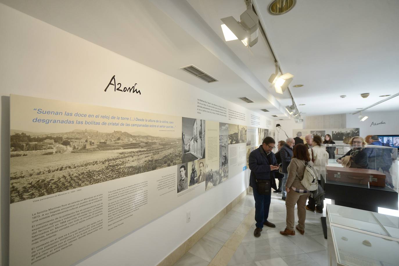 La exposición &#039;La maleta de Azorín&#039;, en imágenes