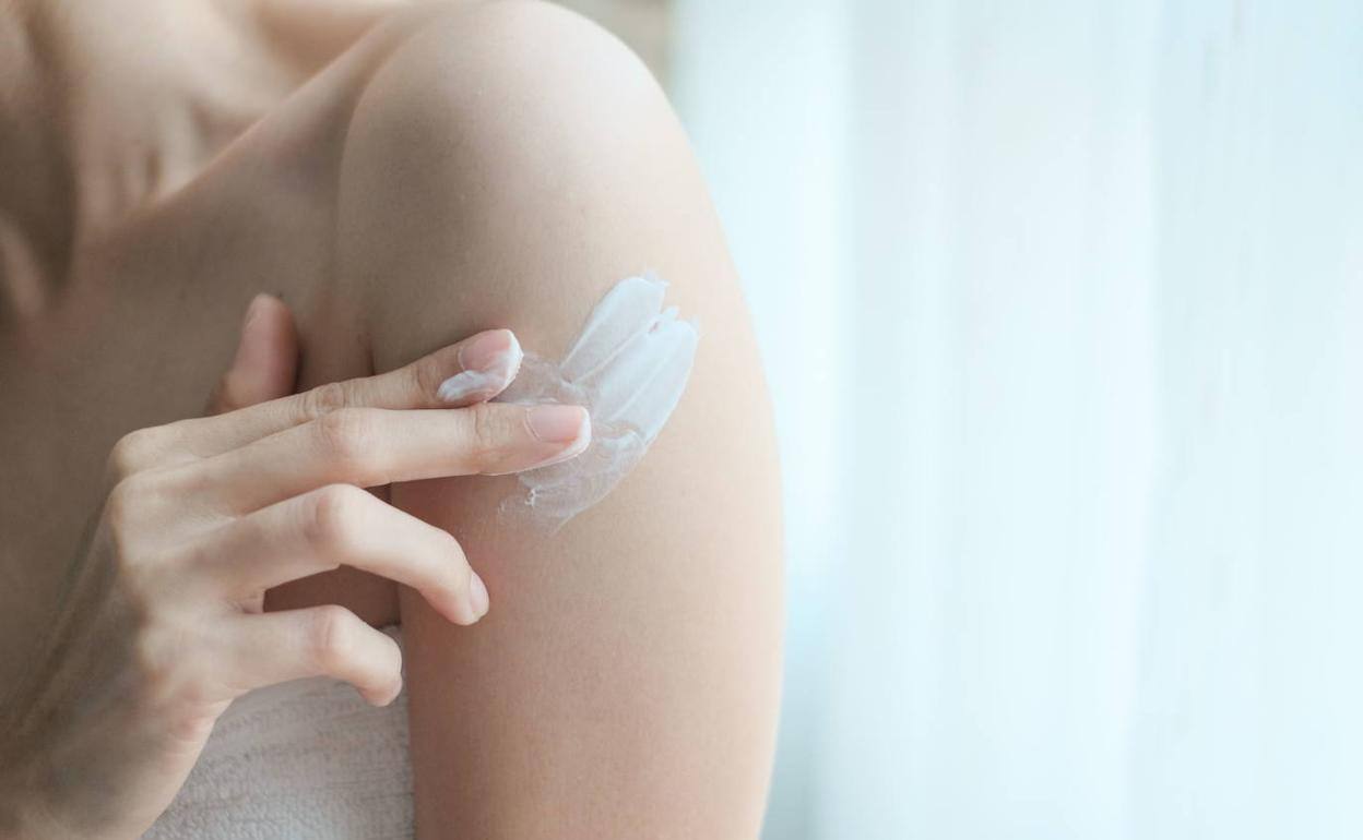 Sanidad ordena retirar del mercado una crema hidratante por contener un ingrediente prohibido.