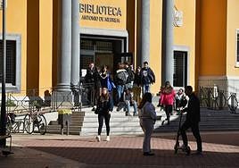 Estudiantes en el campus de La Merced en una imagen de archivo.