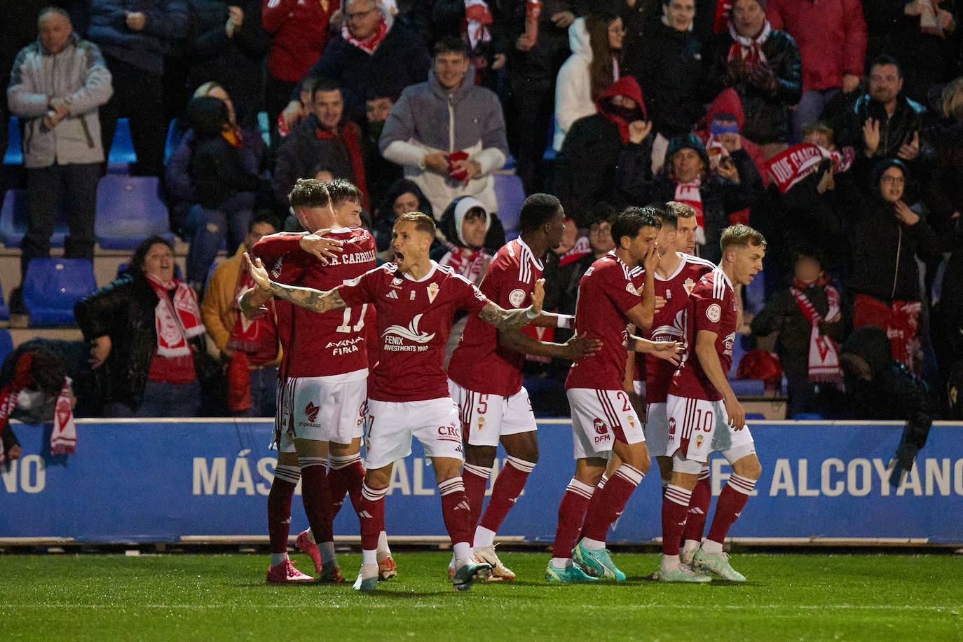 La victoria del Real Murcia frente al Alcoyano, en imágenes