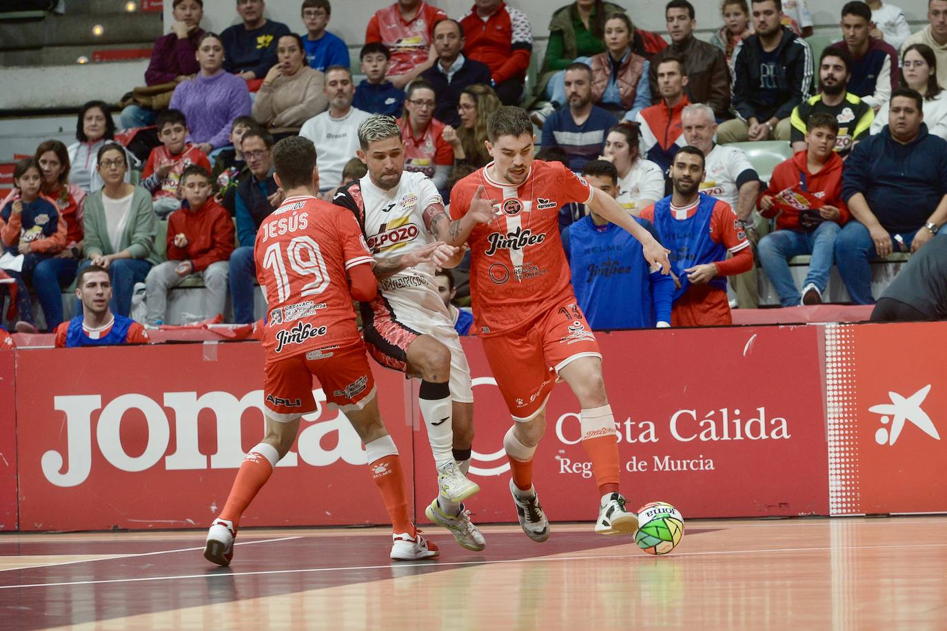 Las imágenes del derbi ElPozo-Jimbee (2-3)