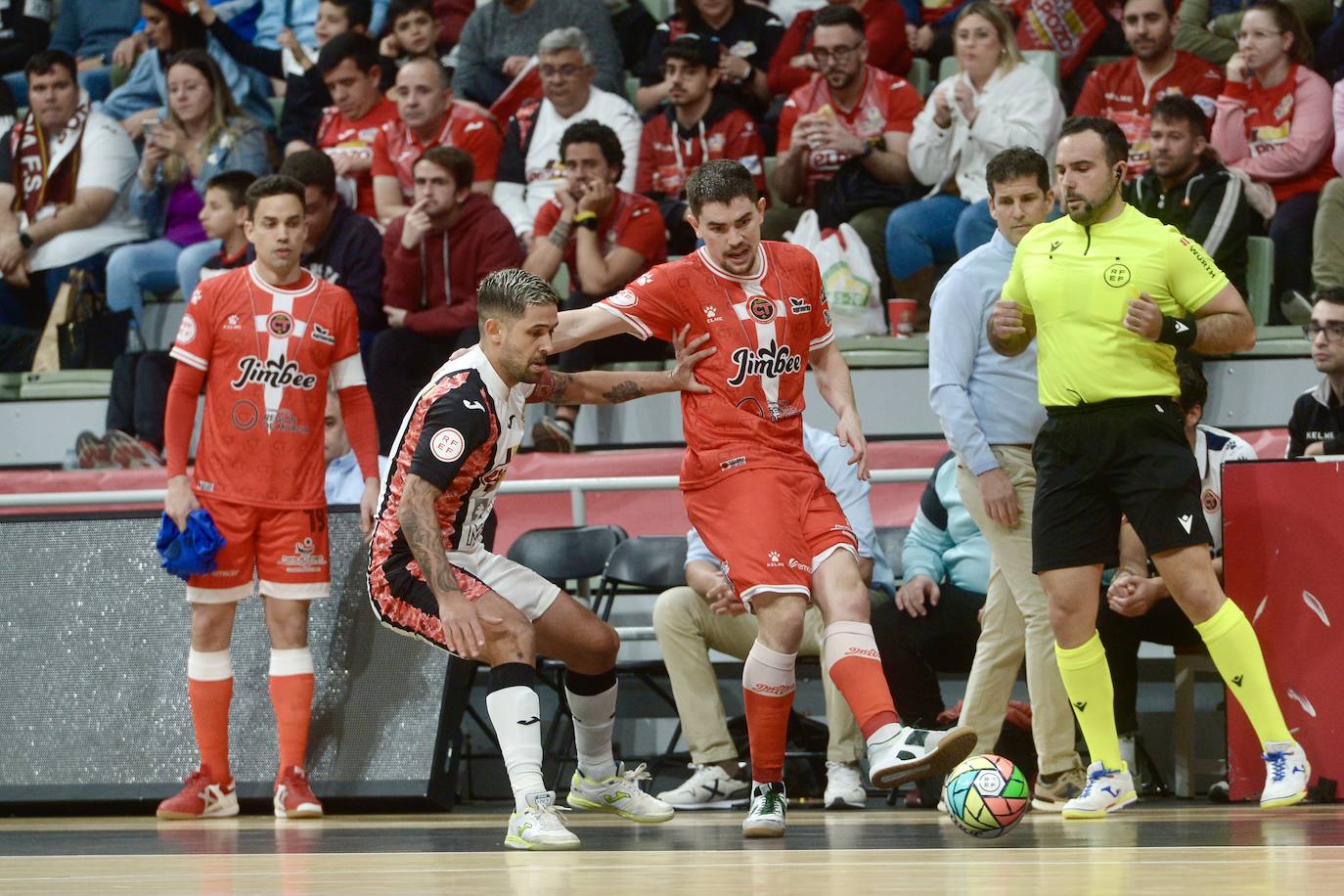 Las imágenes del derbi ElPozo-Jimbee (2-3)