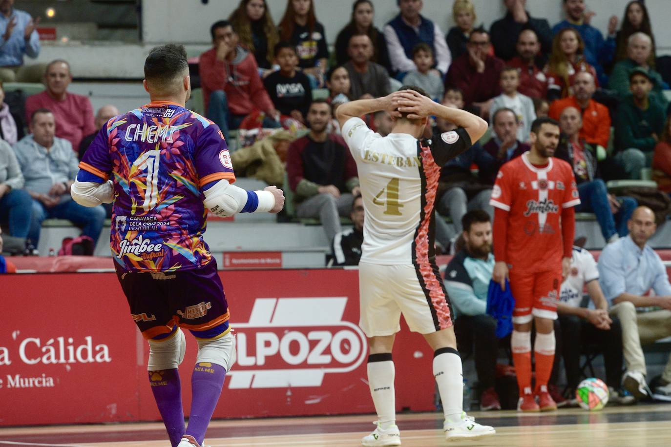 Las imágenes del derbi ElPozo-Jimbee (2-3)