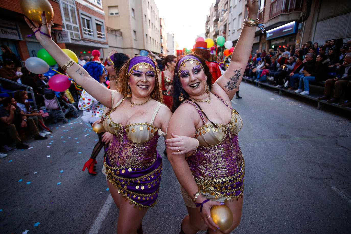 El último gran desfile de grupos del Carnaval de Cabezo de Torres, en imágenes