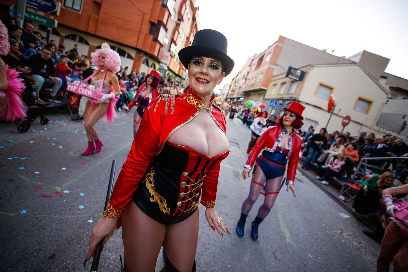 El último gran desfile de grupos del Carnaval de Cabezo de Torres, en imágenes
