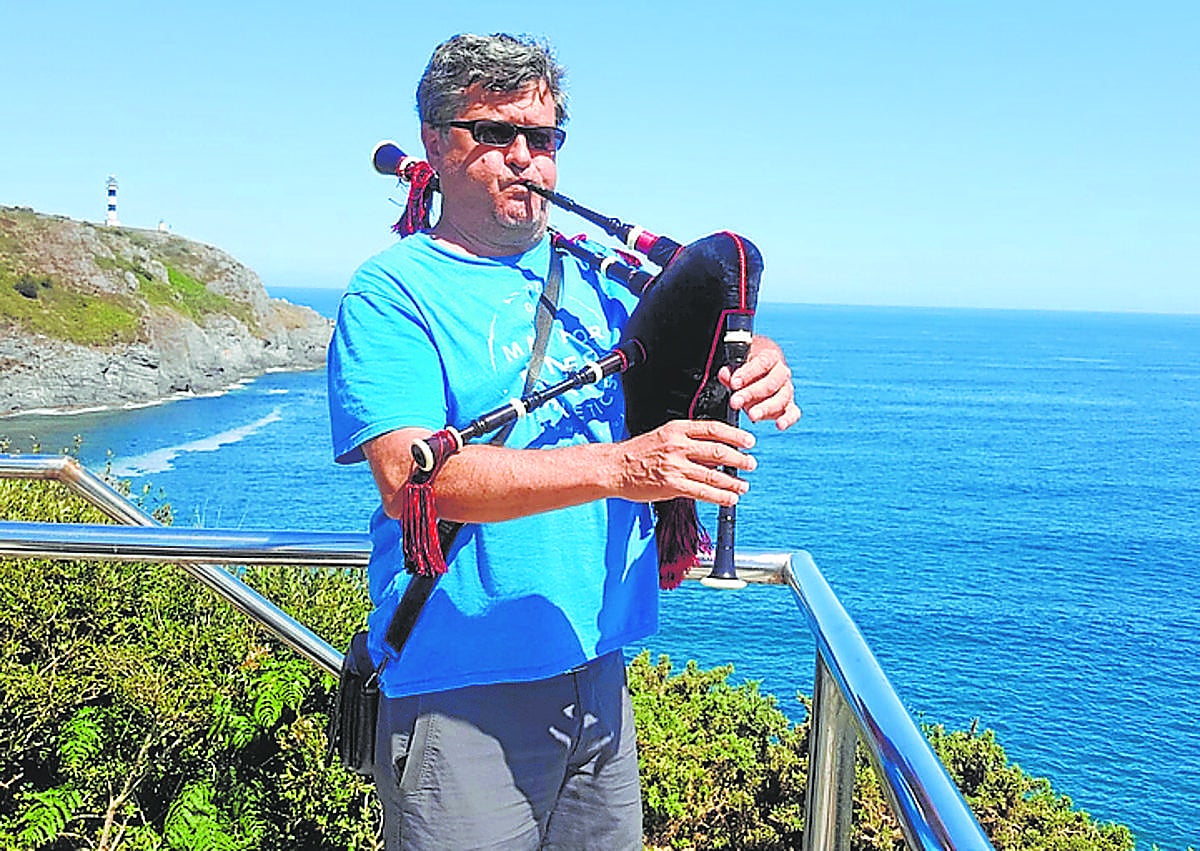Imagen secundaria 1 - Arriba: Manuel Fernández Enes es presidente del Centro de Galicia en la Región. Abajo: Ismael Galiana defiende que la gaita ya se tocaba en Murcia en el siglo XIII y la gallega Susana Martínez-Rodríguez es profesora en la UMU.