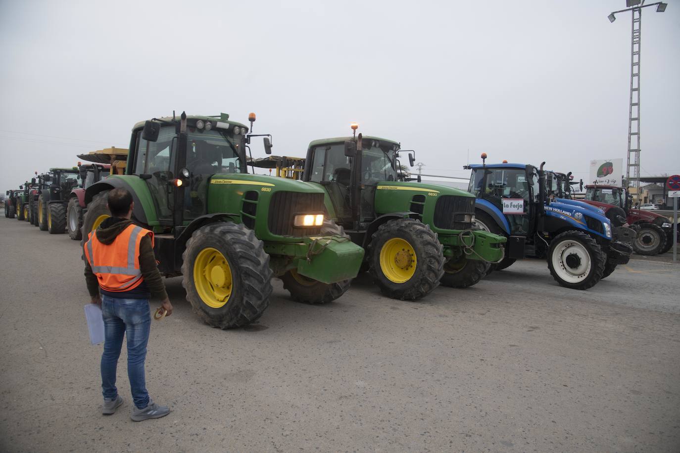 Las protestas de los agricultores llegan a Murcia el 21-F, en imágenes