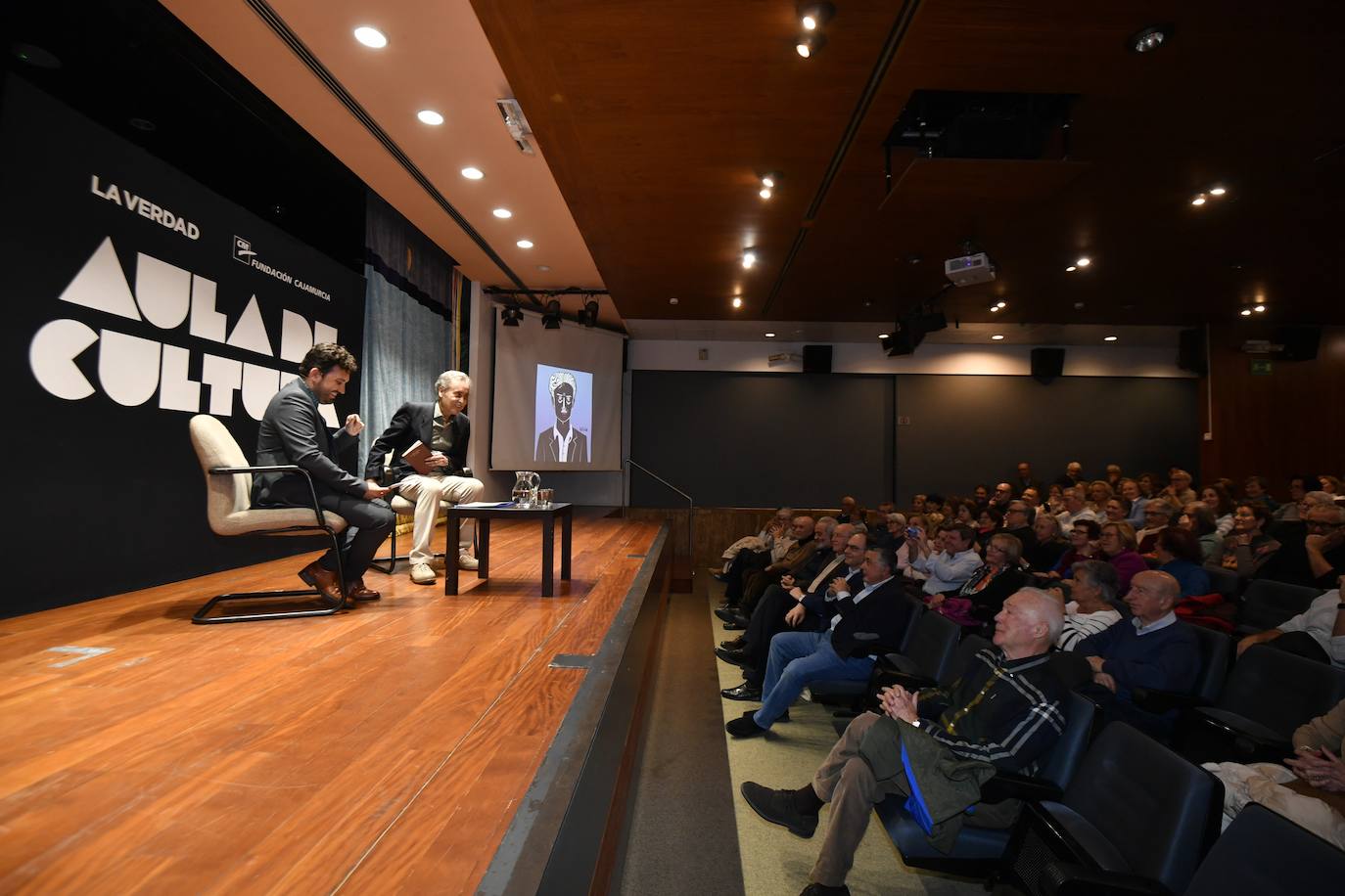 Las imágenes de Pedro Cano en el Aula de Cultura de LA VERDAD