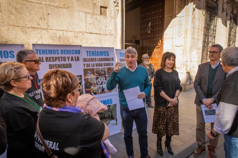 La protesta del Ampa del Centro Oriol, en imágenes