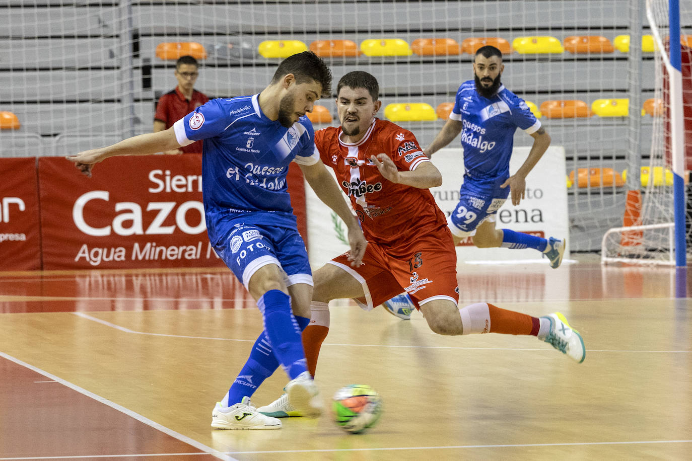 Las imágenes del Jimbee-Manzanares (1-1)