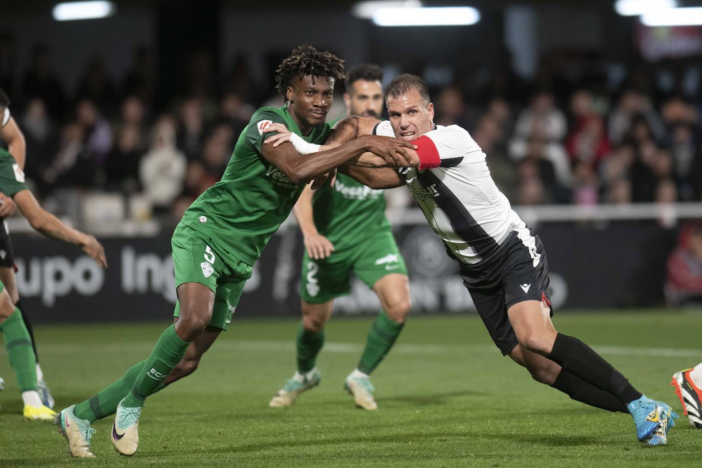 La derrota del Cartagena frente al Elche, en imágenes