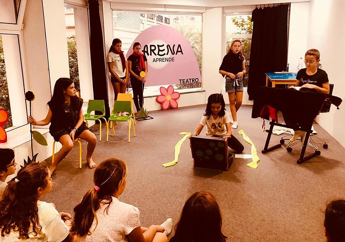 Arenaaprende apuesta por el aprendizaje del inglés de forma natural y divertida.