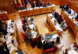 Los concejales durante el Pleno en el que se aprobaron los presupuestos.