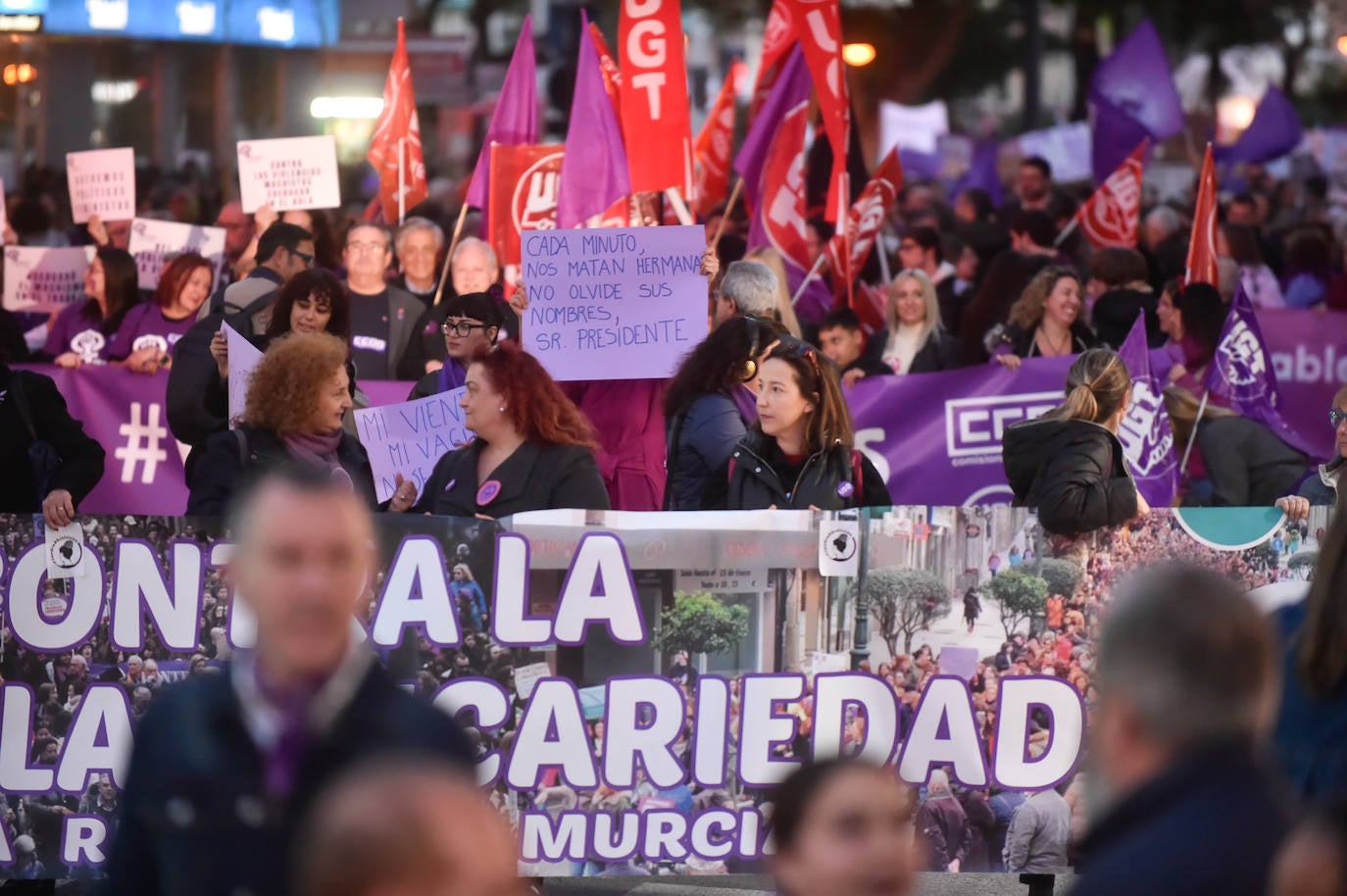 La manifestación del 8M en Murcia, en imágenes