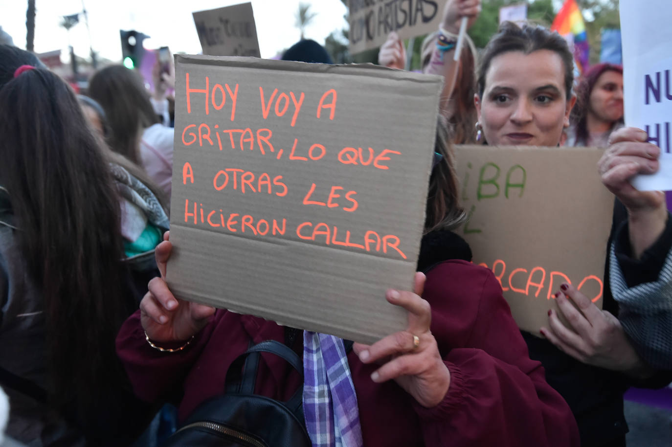 La manifestación del 8M en Murcia, en imágenes