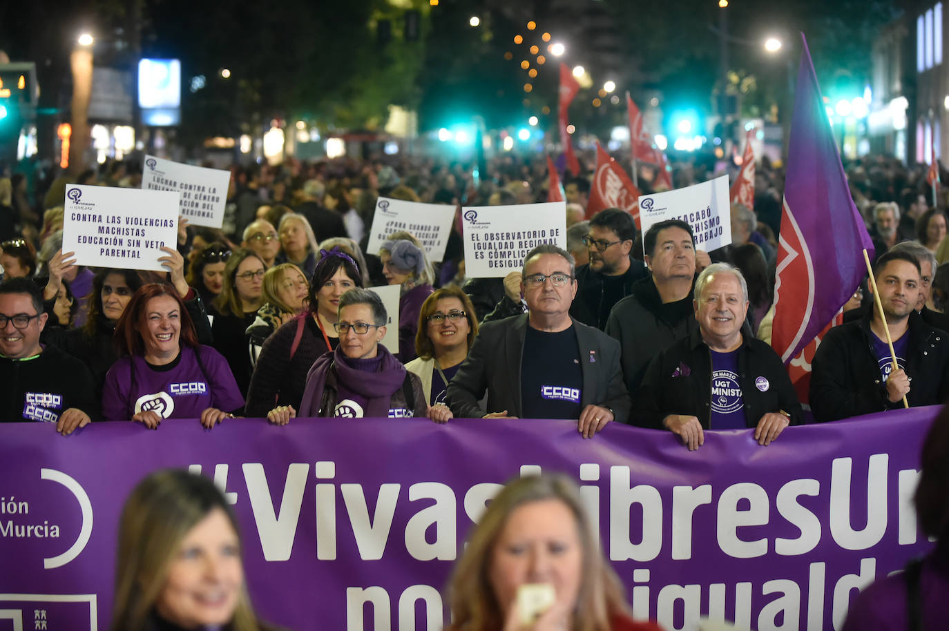 La manifestación del 8M en Murcia, en imágenes