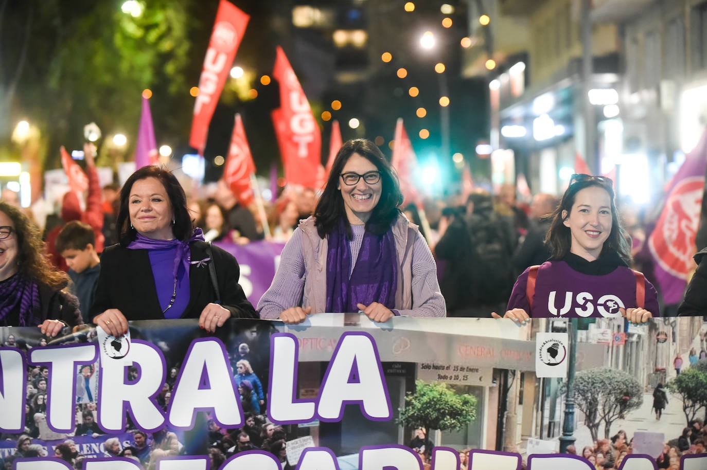 La manifestación del 8M en Murcia, en imágenes