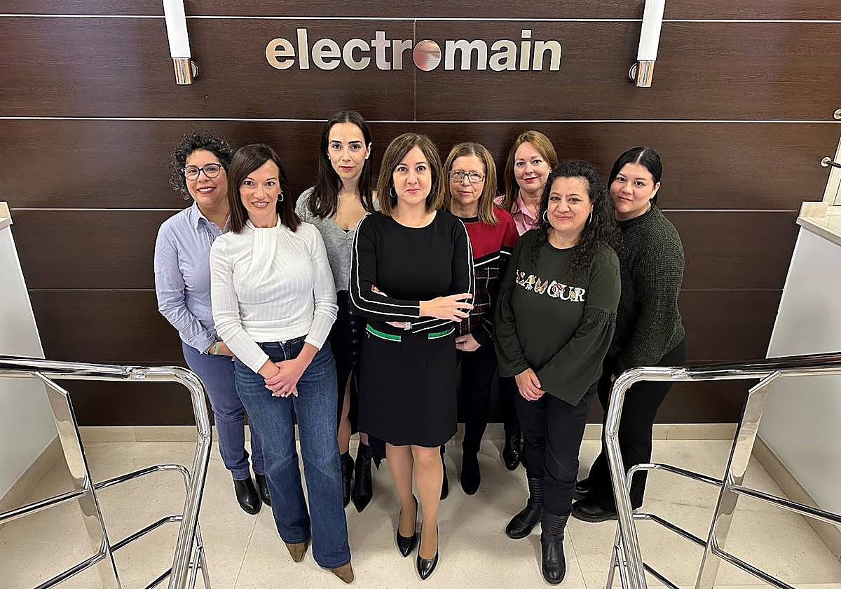 Electromain crece en talento femenino