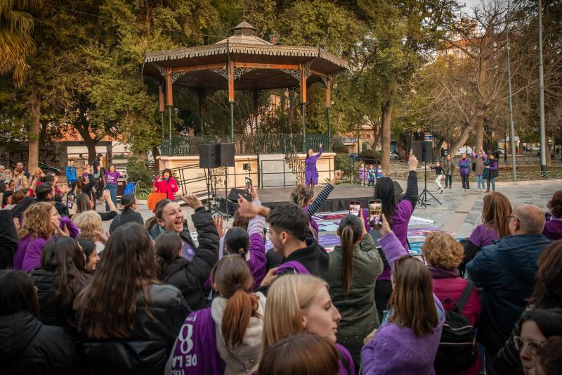 Las imágenes de la marcha del 8-M en Orihuela