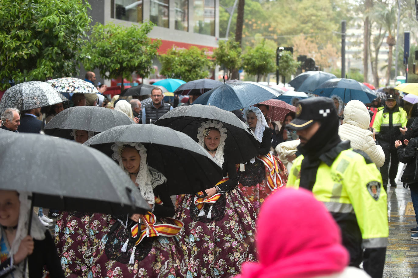 Las imágenes de la mascletá en la Circular de Murcia