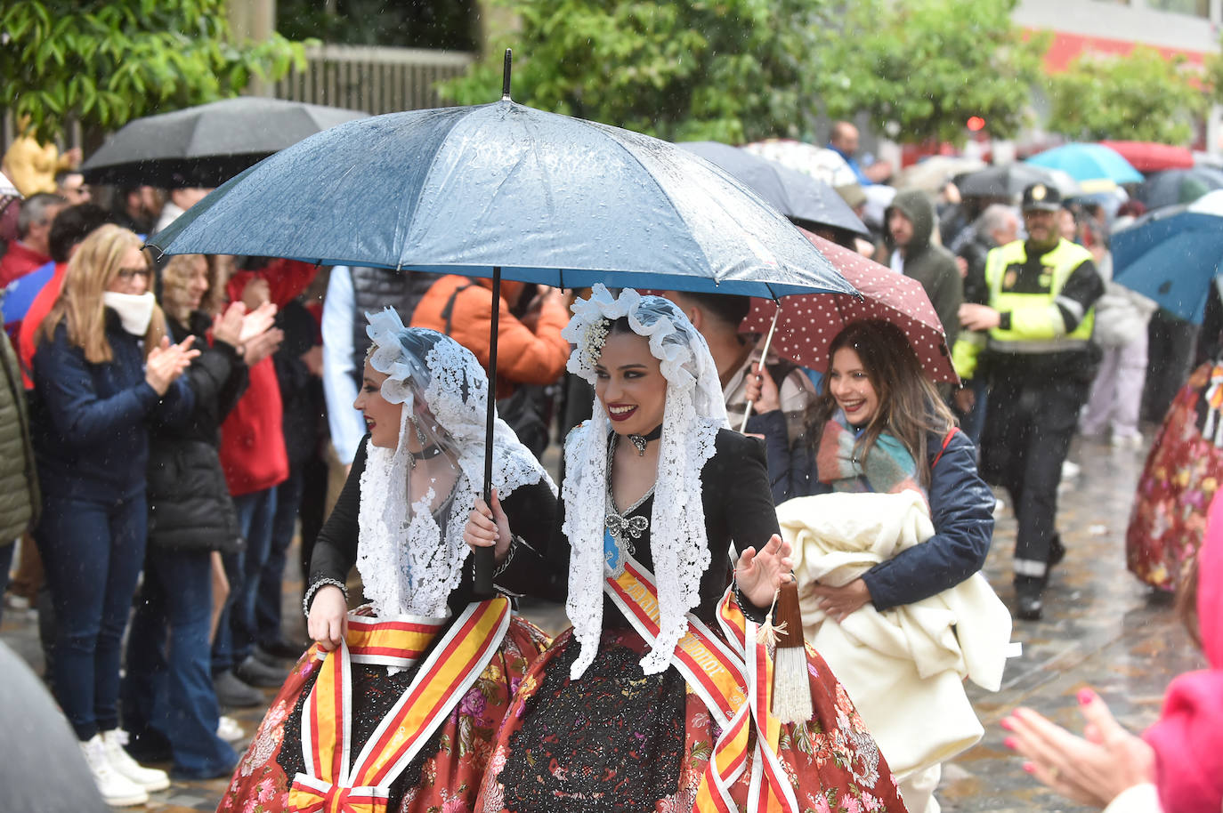 Las imágenes de la mascletá en la Circular de Murcia