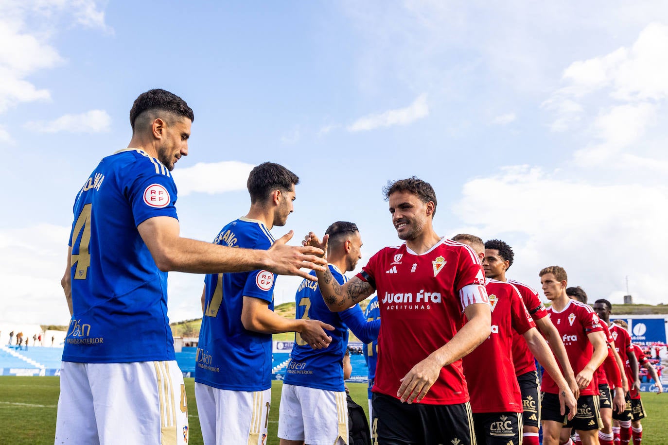 La derrota del Real Murcia frente al Linares Deportivo, en imágenes