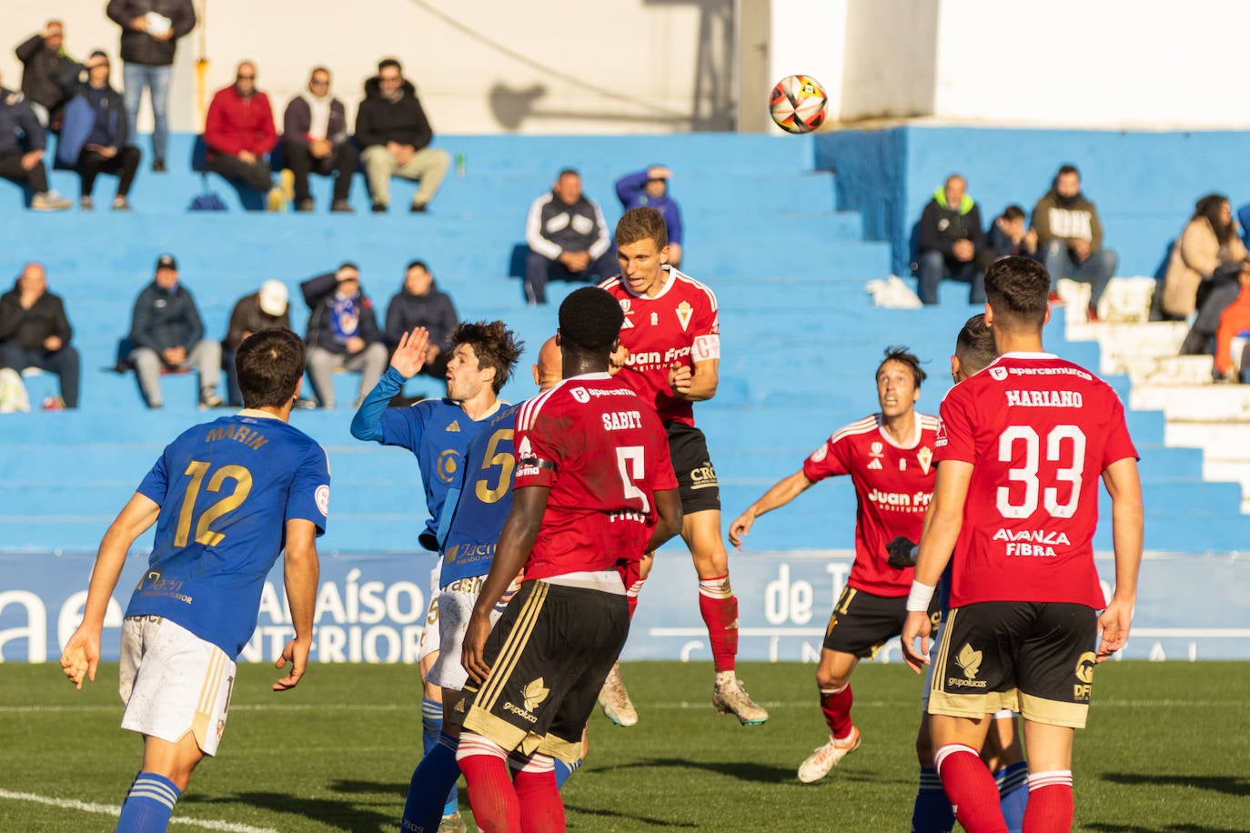 La derrota del Real Murcia frente al Linares Deportivo, en imágenes