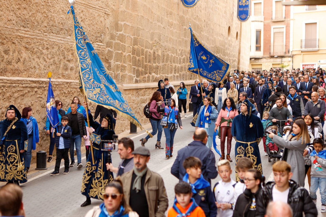 Azules y blancos proclaman su participación en las procesiones de Lorca