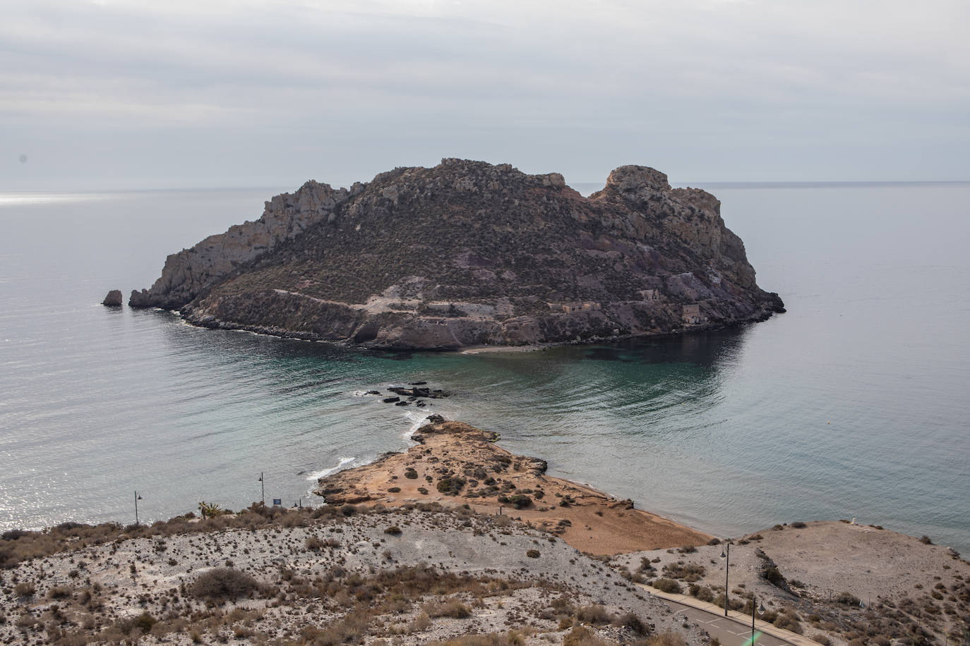 Imágenes de la Isla del Fraile, una joya del patrimonio escondida en Águilas