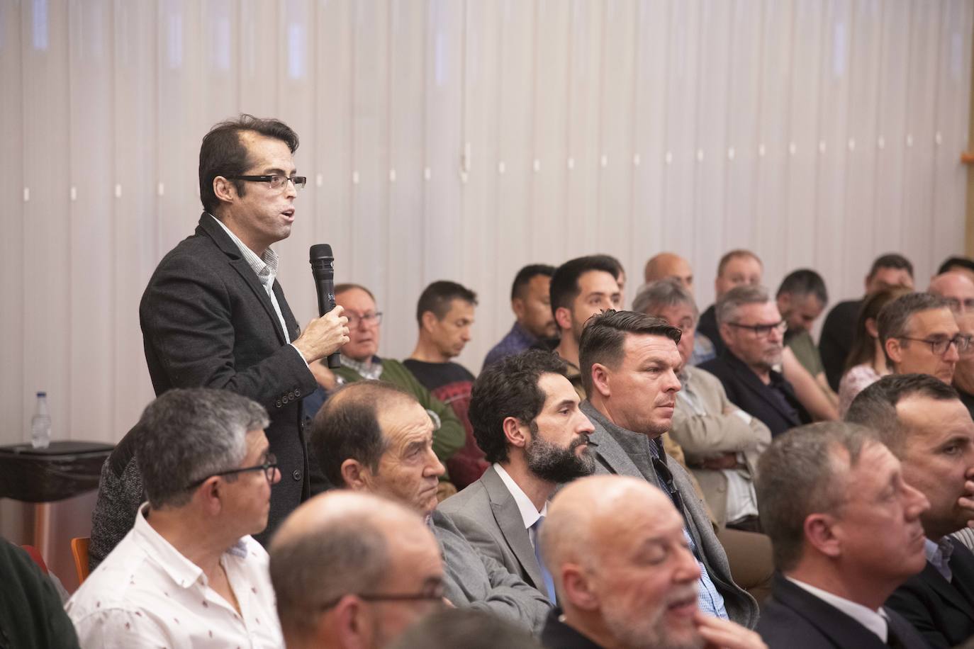 La inauguración del Aula de Seguridad y Fuerzas Armadas, en imágenes
