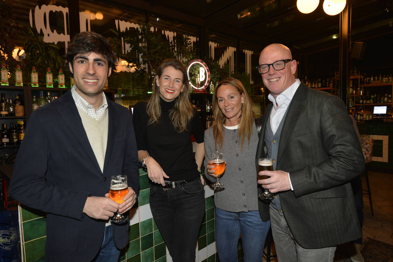 Las imágenes del cóctel de bienvenida en el Mercado de Correos de Murcia