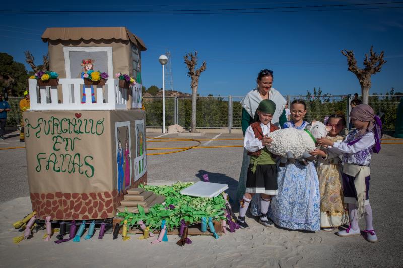 La cremà de las fallas del colegio de Hurchillo, en imágenes