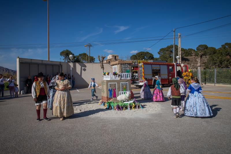 La cremà de las fallas del colegio de Hurchillo, en imágenes