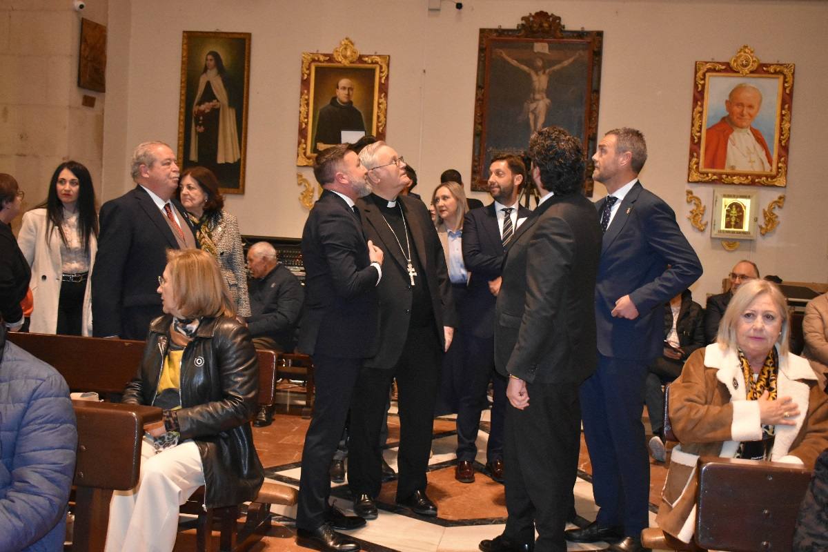 La Compañía abre sus puertas a «The Mystery Man»