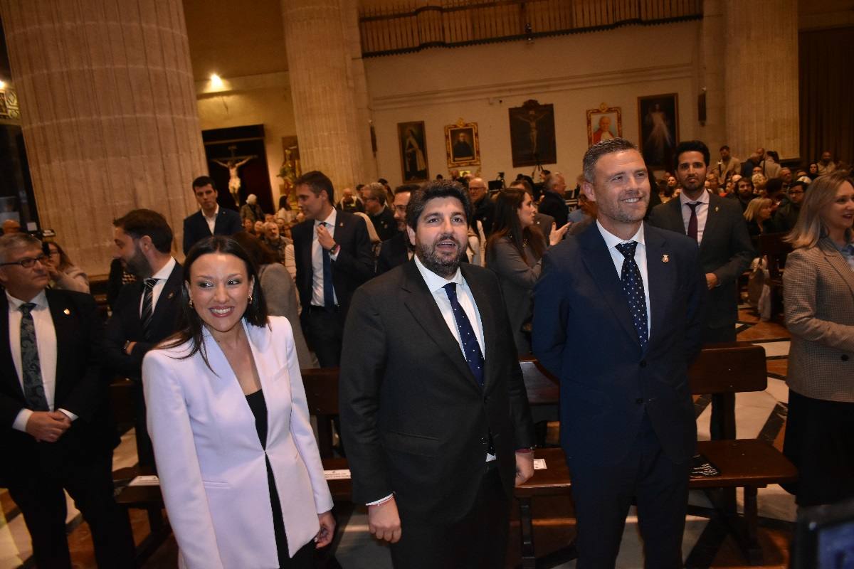 La Compañía abre sus puertas a «The Mystery Man»