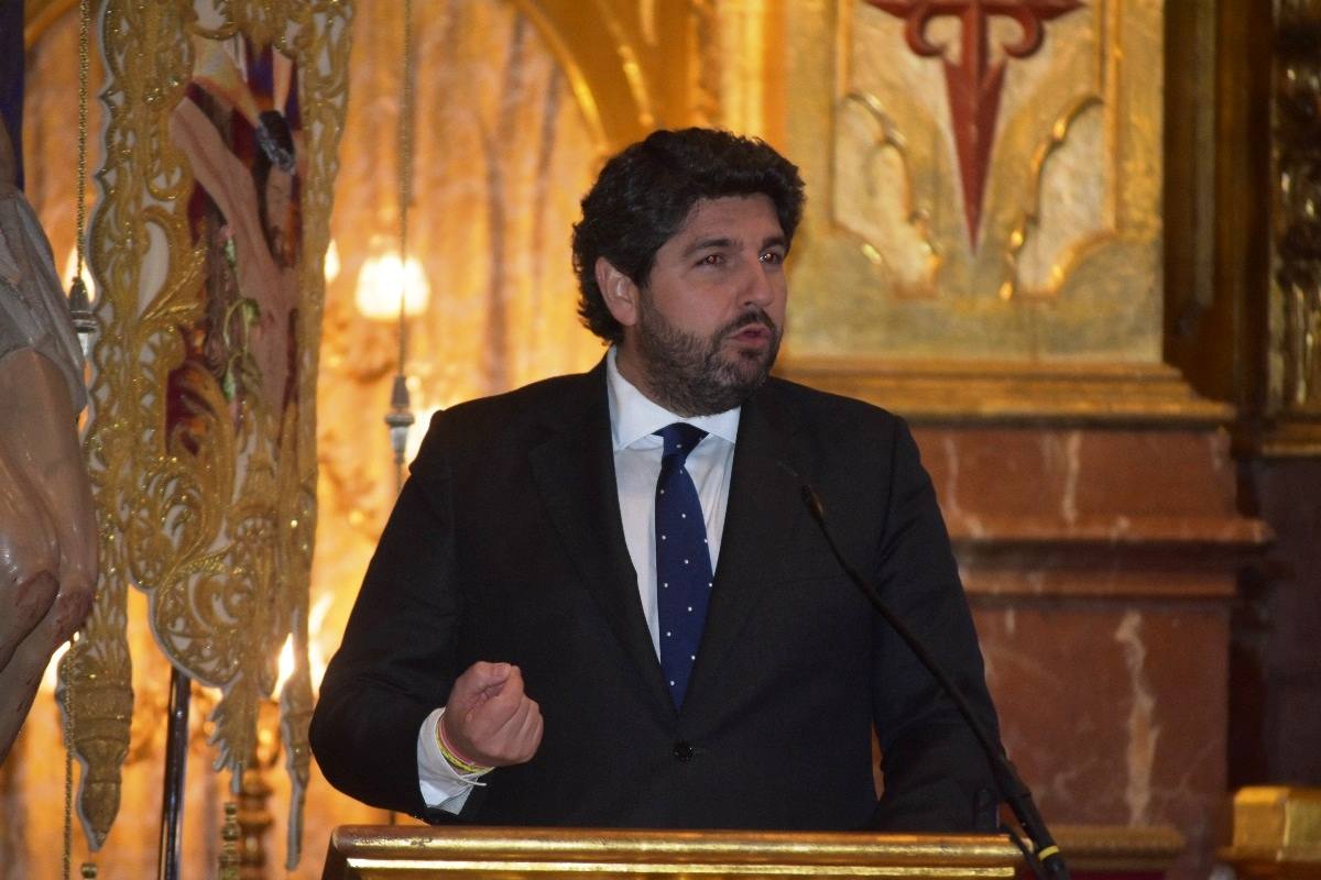 La Compañía abre sus puertas a «The Mystery Man»