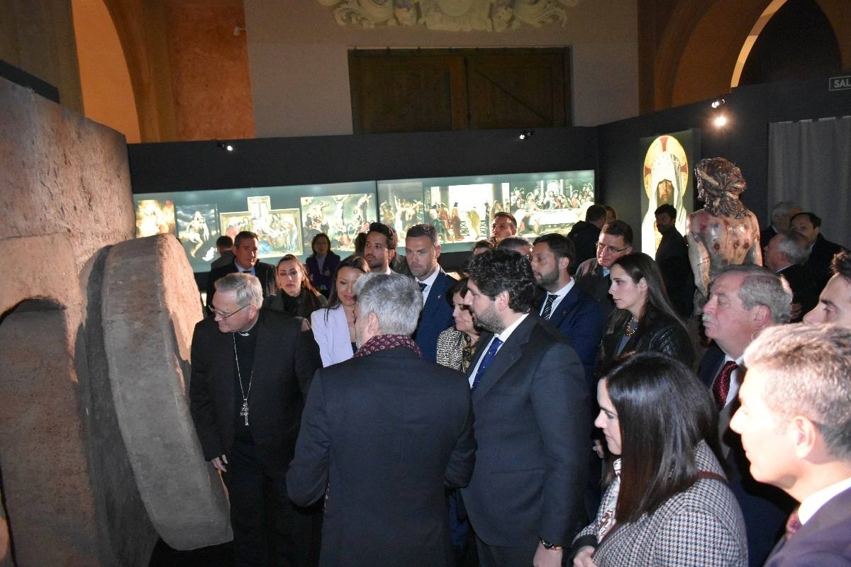 La Compañía abre sus puertas a «The Mystery Man»