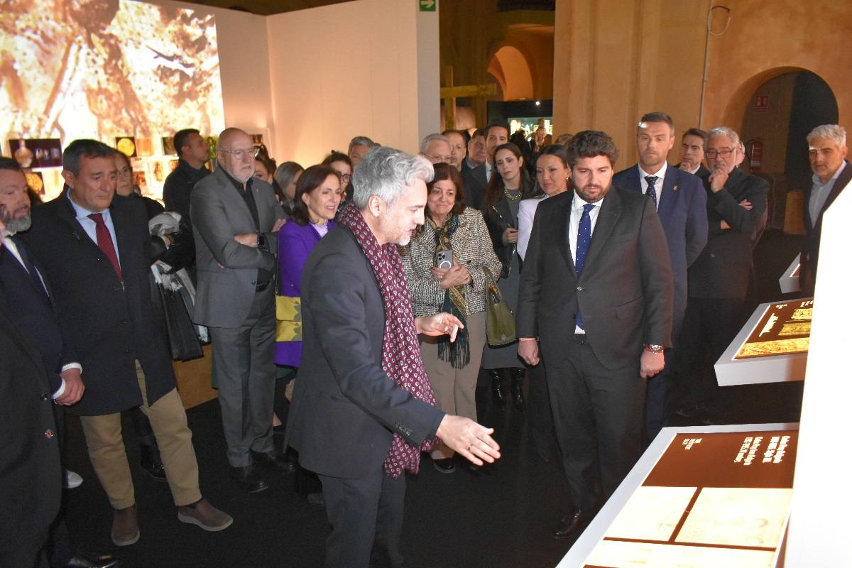 La Compañía abre sus puertas a «The Mystery Man»