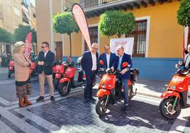 Alcantarilla estrena servicio de alquiler de motos eléctricas.