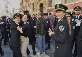 Acto institucional celebrado en homenaje de los policías locales, este viernes, en Murcia.