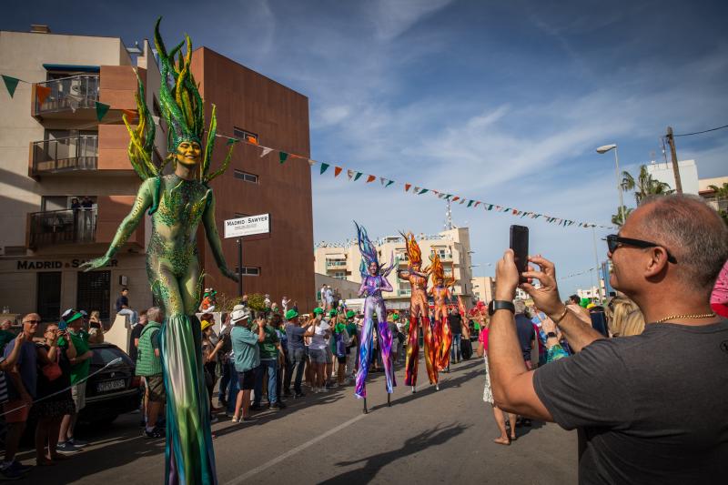 San Patricio tiñe de verde las calles de Orihuela Costa