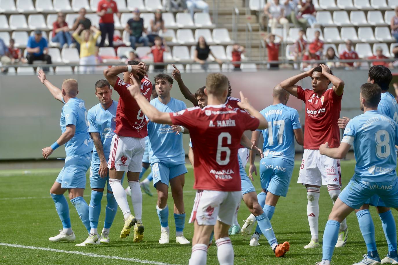 El empate del Real Murcia frente al Ibiza, en imágenes