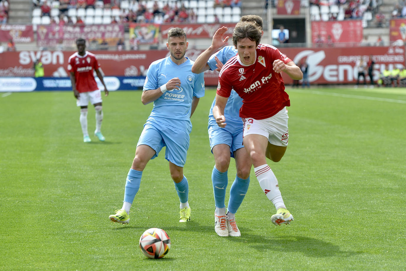 El empate del Real Murcia frente al Ibiza, en imágenes