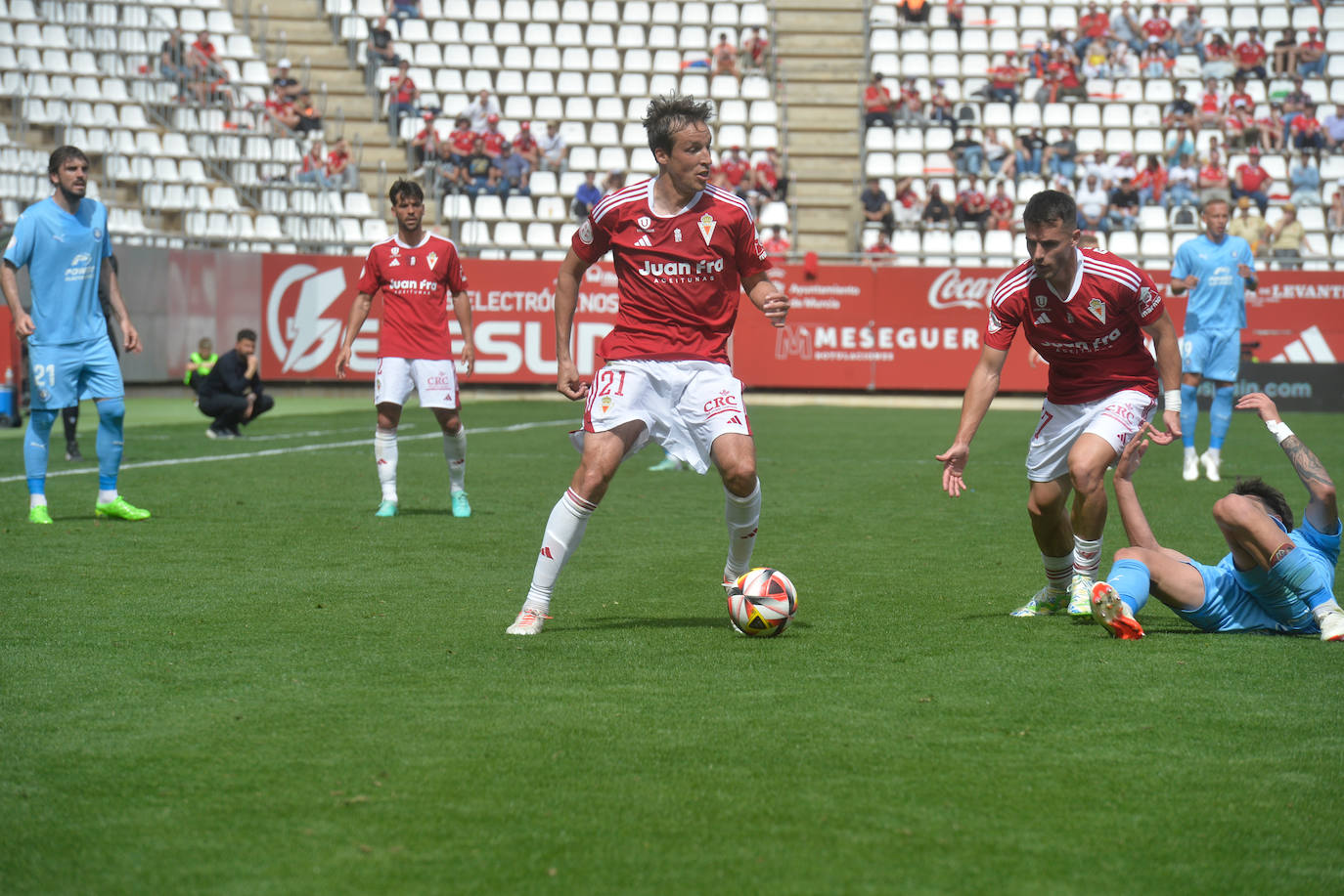 El empate del Real Murcia frente al Ibiza, en imágenes