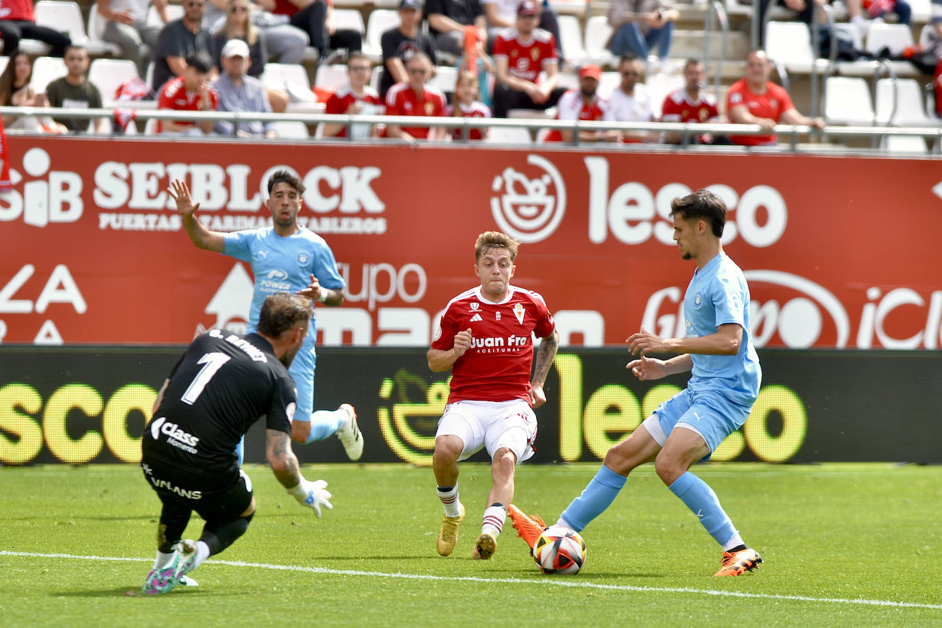 El empate del Real Murcia frente al Ibiza, en imágenes