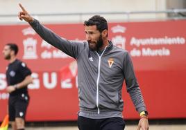 Carlos Cuéllar, en el partido del pasado domingo en el Enrique Roca.