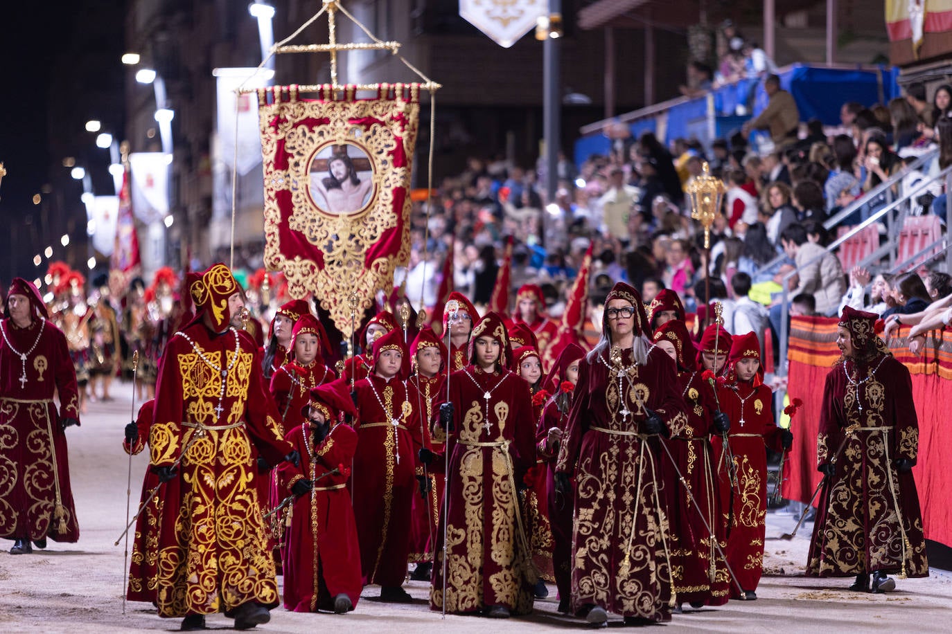 La procesión del Viernes de Dolores en Lorca, en imágenes