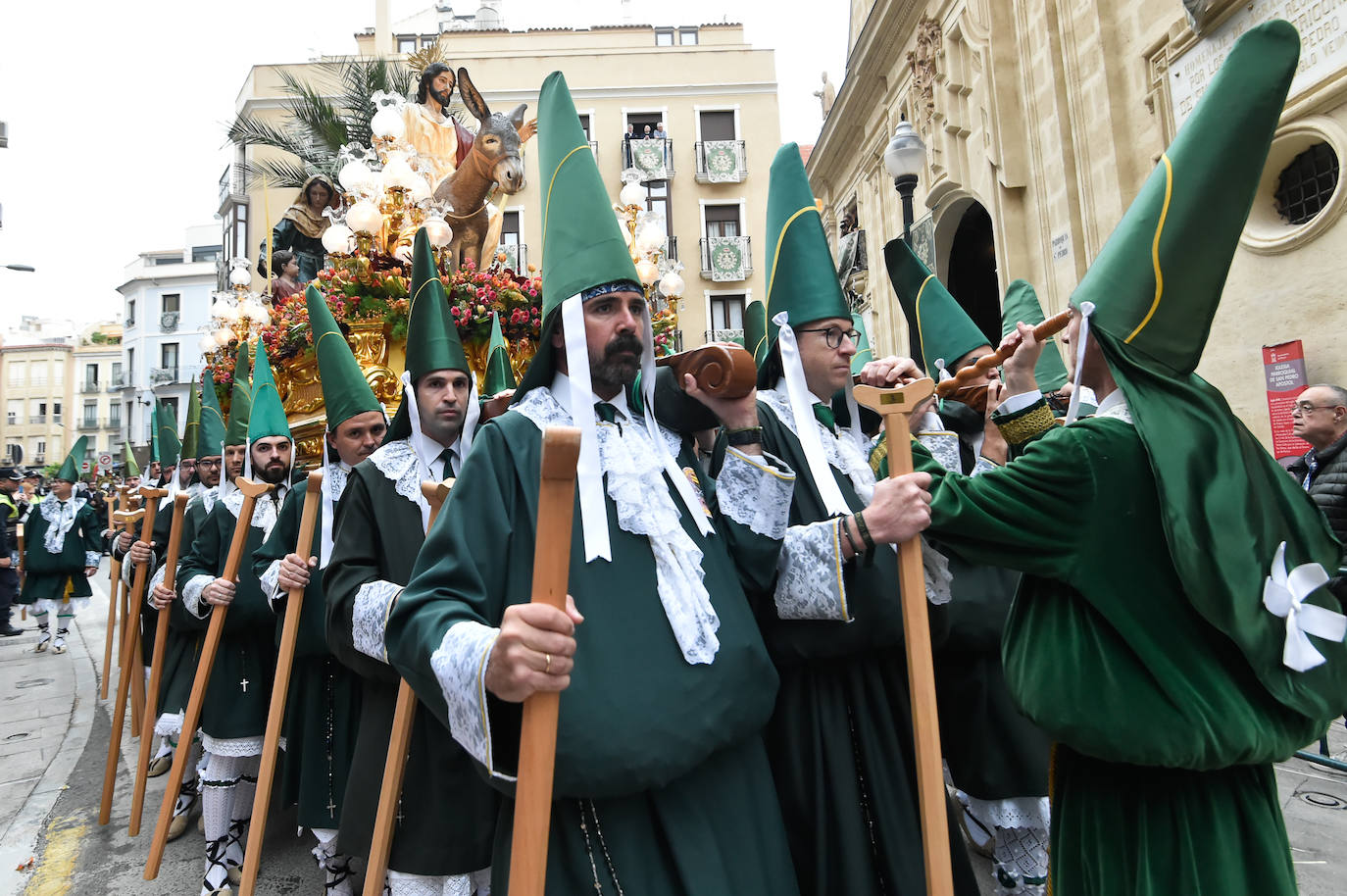 Suspendida la procesión del Cristo de la Esperanza en Murcia por la lluvia