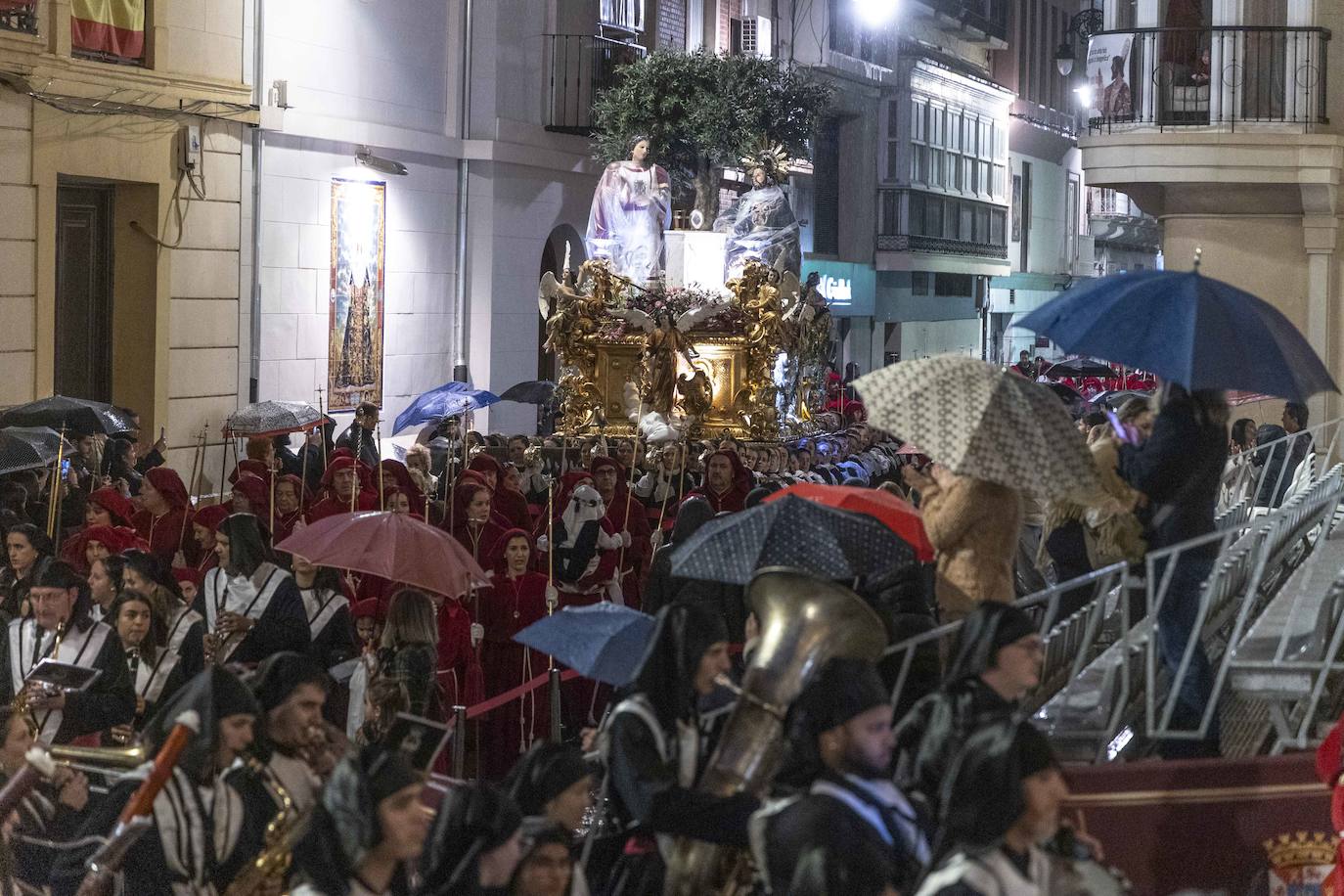 La lluvia obliga a suspender la procesión de La Burrica en Cartagena