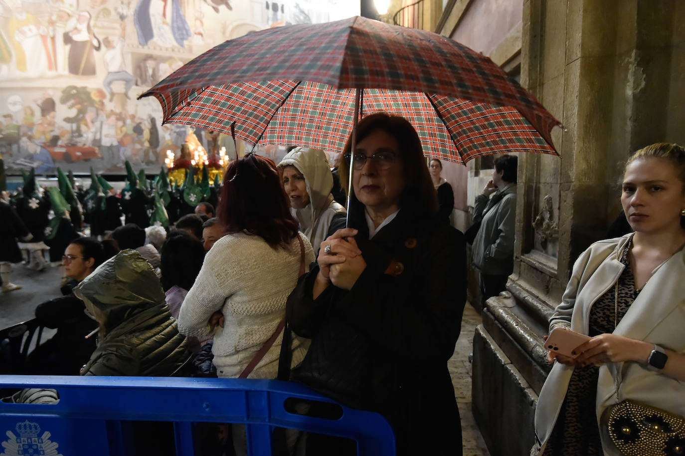 Suspendida la procesión del Cristo de la Esperanza en Murcia por la lluvia